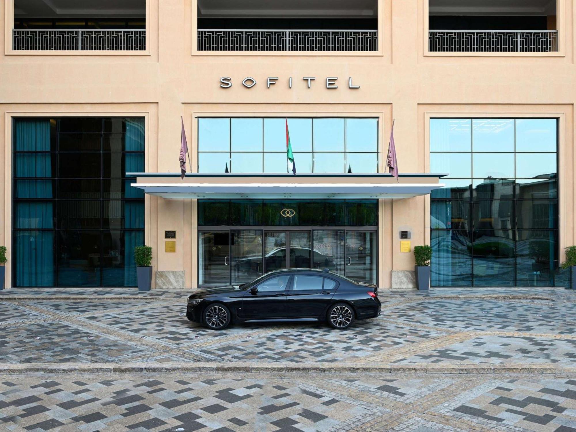 โซฟิเทล ดูไบ จูเมราห์บีช Hotel ภายนอก รูปภาพ Sofitel Jumeirah Jumeirah